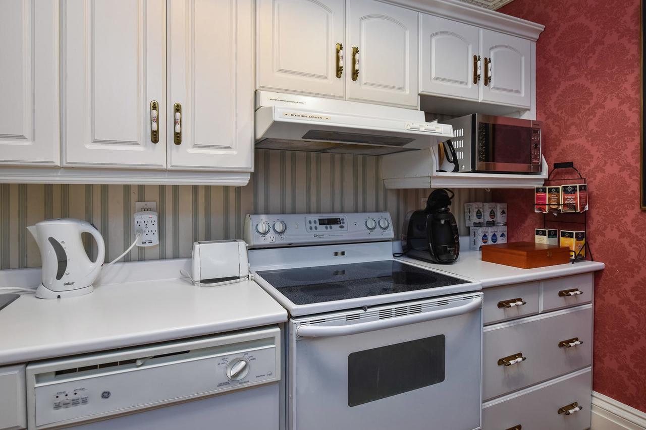 Noble Waterfront Suites Brockville Ngoại thất bức ảnh